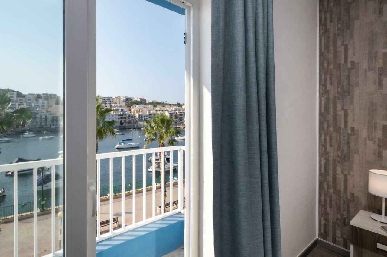 C'est La Vie Guesthouse Marsaskala Extérieur photo