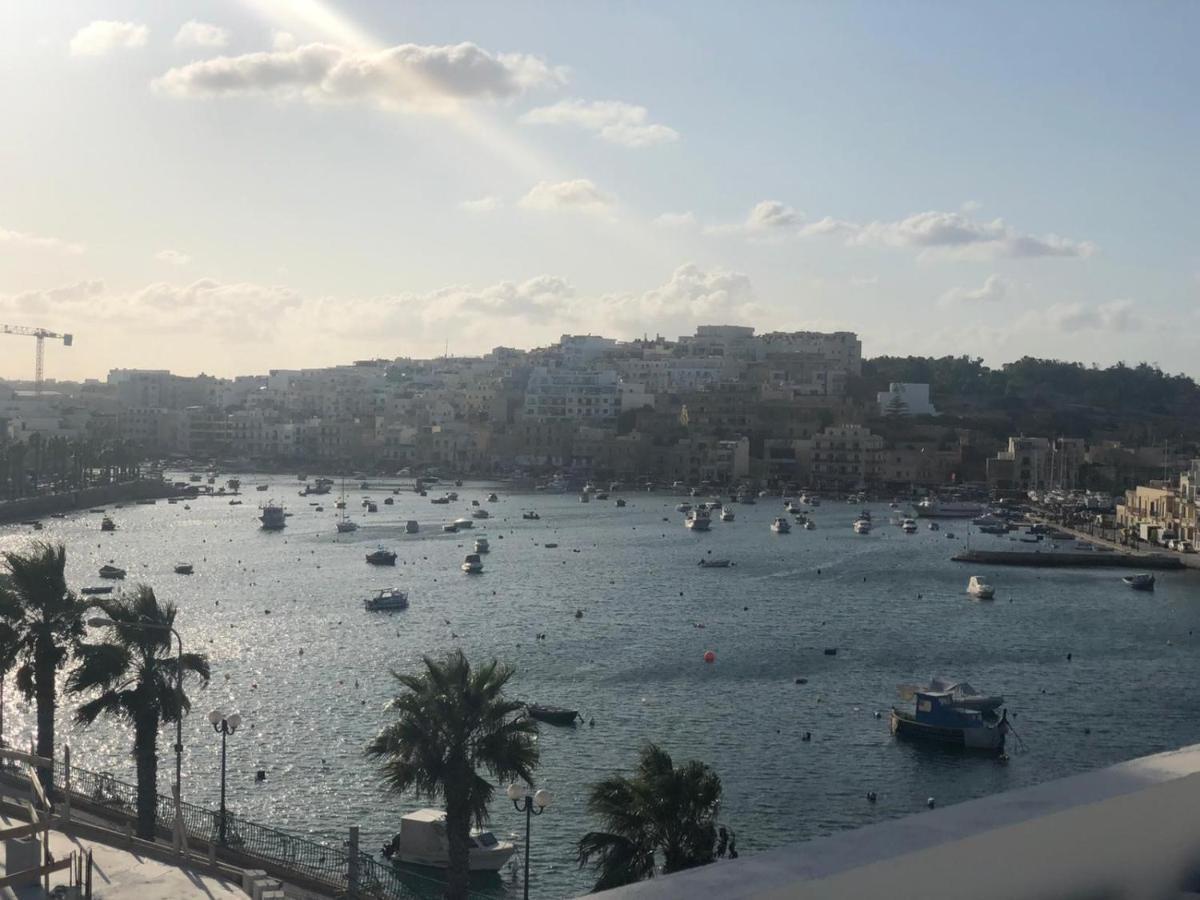 C'est La Vie Guesthouse Marsaskala Extérieur photo